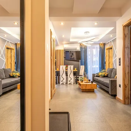 Two Bedroom With Terrace- Tatra View - Ksiezycowe - 24d-1 Apartman *